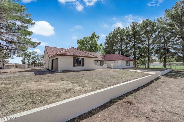 1917 North Moapa Valley Boulevard, Logandale, NV 89021