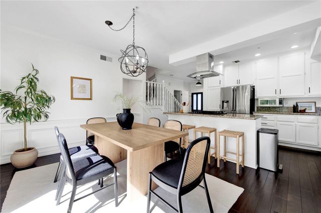 464 Mariposa, Sierra Madre, CA 91024