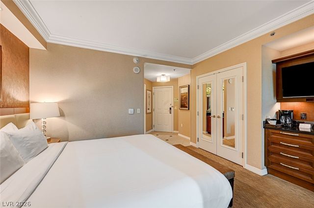 125 East Harmon Avenue 17807, Las Vegas, NV 89109