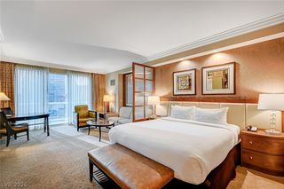 125 East Harmon Avenue 17807, Las Vegas, NV 89109