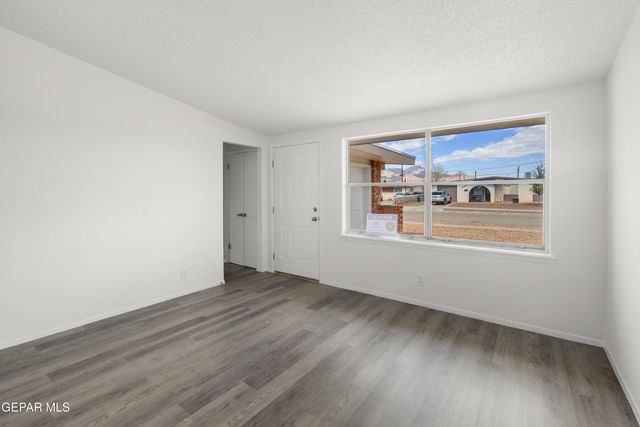 5020 ANCHORAGE Avenue, El Paso, TX 79924