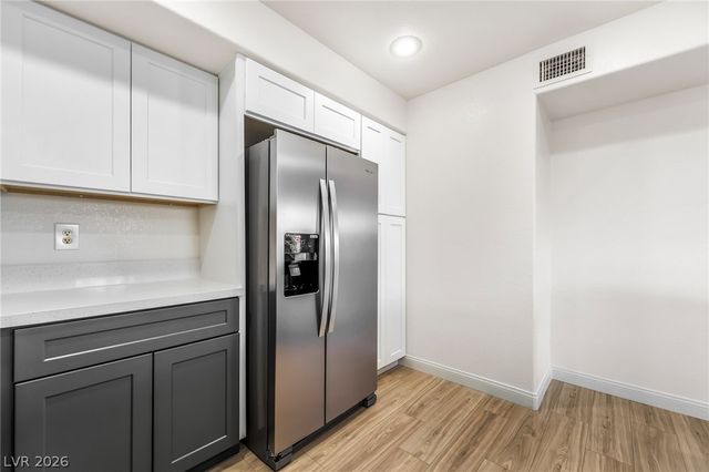7950 West Flamingo Road 1087, Las Vegas, NV 89147