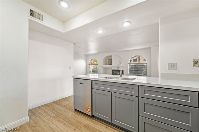 7950 West Flamingo Road 1087, Las Vegas, NV 89147