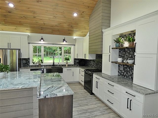 140 Roby Street, Lockport City, NY 14094