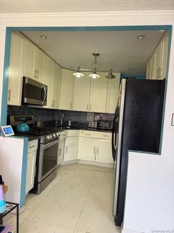 868 E 95th Street 2, Brooklyn, NY 11236