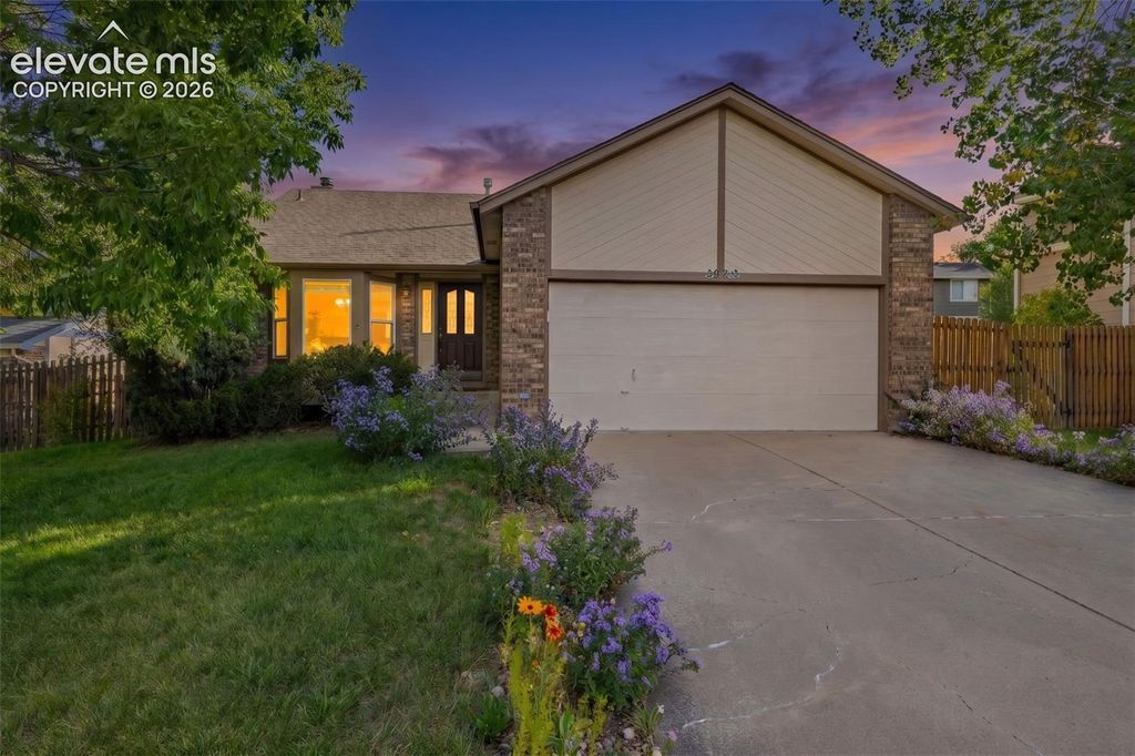 6540 Turkey Tracks Road, Colorado Springs, CO 80922 — exterior