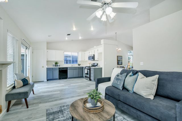 3879 Harvest Cir, Oakley, CA 94561