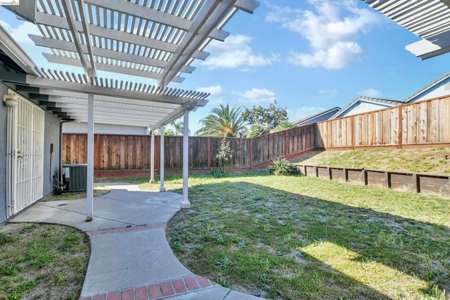 3879 Harvest Cir, Oakley, CA 94561