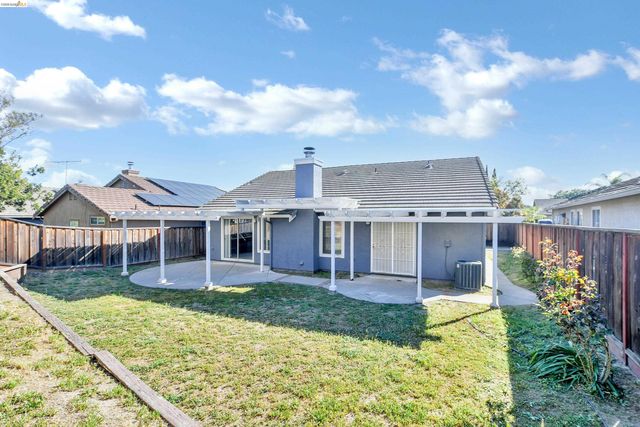 3879 Harvest Cir, Oakley, CA 94561