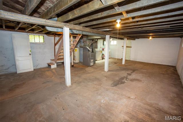 4470 Bingham Avenue, St Louis, MO 63116