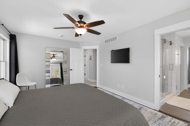 2911 Remy Court NE, Grand Rapids, MI 49505