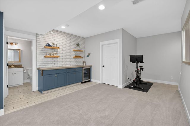 2911 Remy Court NE, Grand Rapids, MI 49505