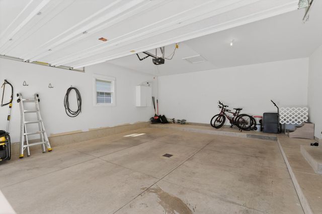2911 Remy Court NE, Grand Rapids, MI 49505