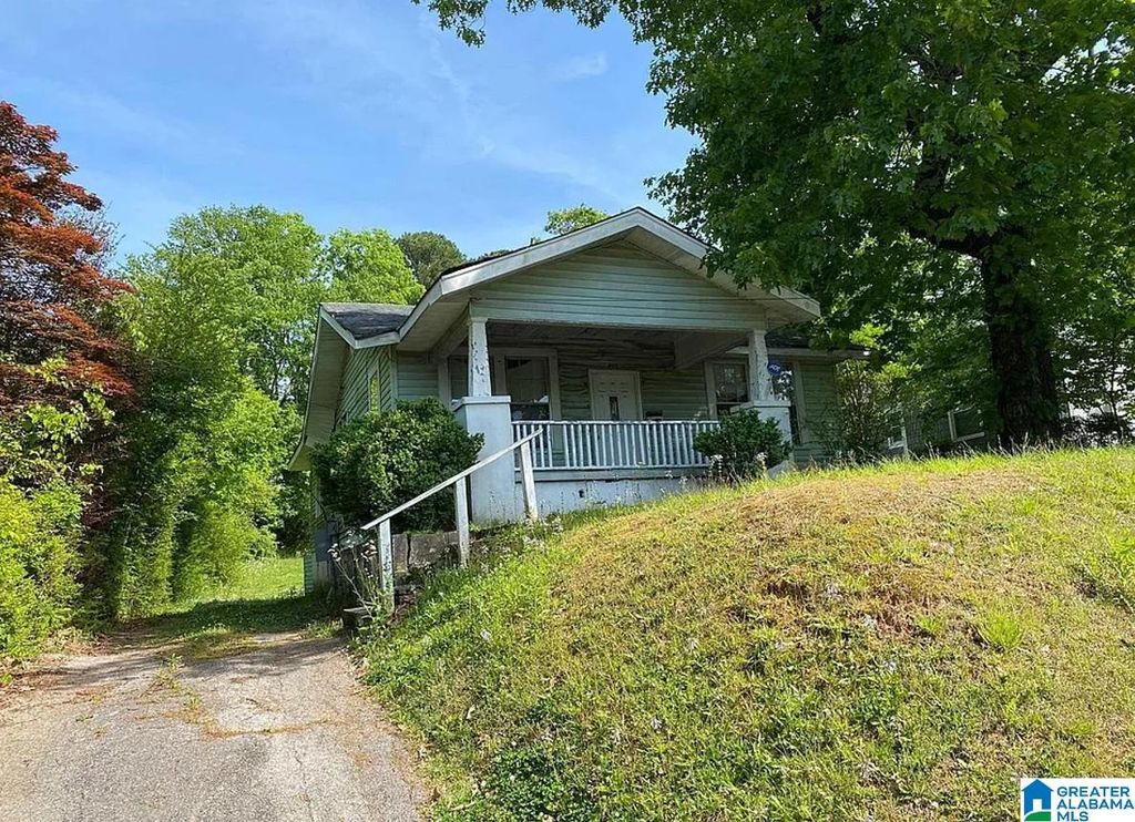 8215 8TH AVENUE S, Birmingham, AL 35206