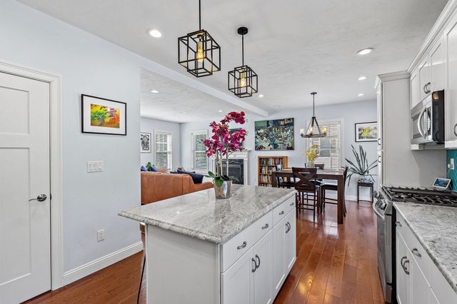 4 Wisteria Lane, Maynard, MA 01754