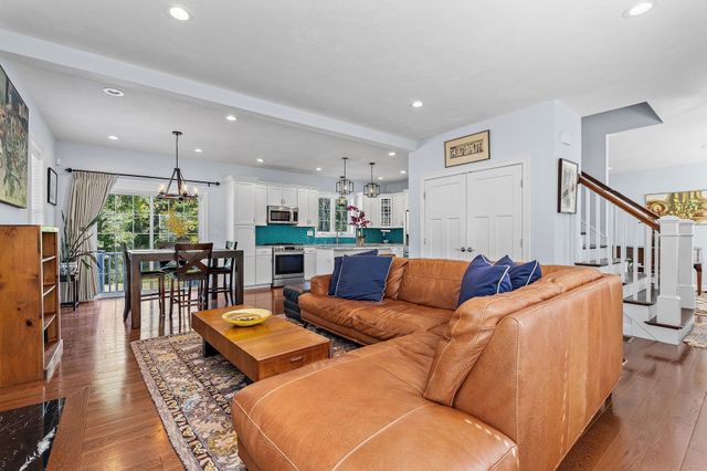 4 Wisteria Lane, Maynard, MA 01754