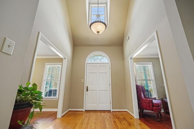 2564 Chestea Drive NE, Marietta, GA 30066