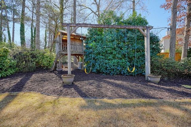 2564 Chestea Drive NE, Marietta, GA 30066