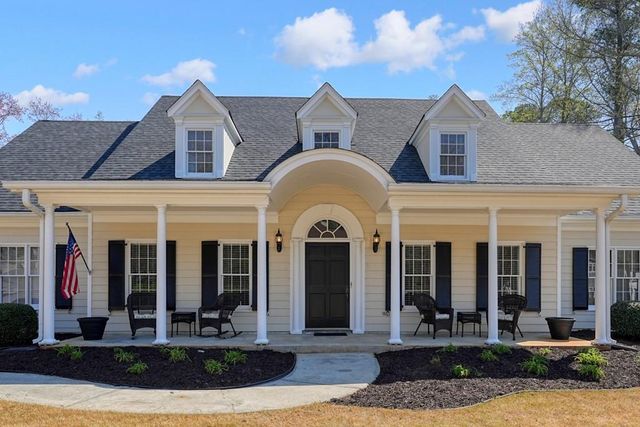 2564 Chestea Drive NE, Marietta, GA 30066