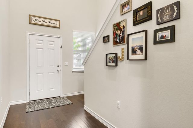 12004 Cimaizon DR, Austin, TX 78725