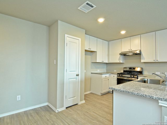 5376 Fair Moon, Bulverde, TX 78163