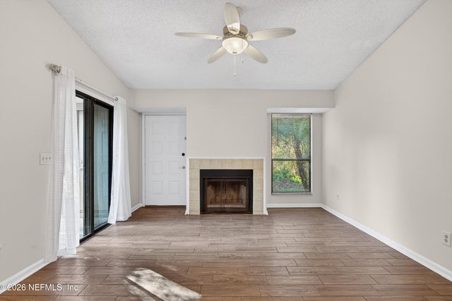 3801 CROWN POINT Road 1292, Jacksonville, FL 32257