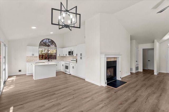 201 Susana LN, Georgetown, TX 78628