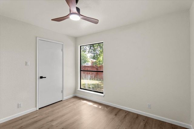 201 Susana LN, Georgetown, TX 78628