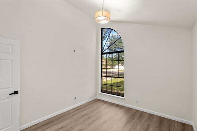201 Susana LN, Georgetown, TX 78628