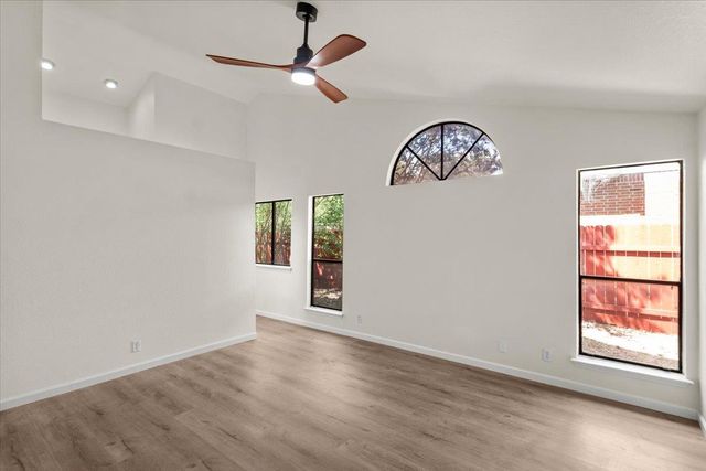 201 Susana LN, Georgetown, TX 78628