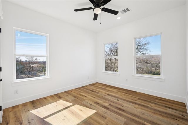 3058 Hardy Street, Fort Worth, TX 76106