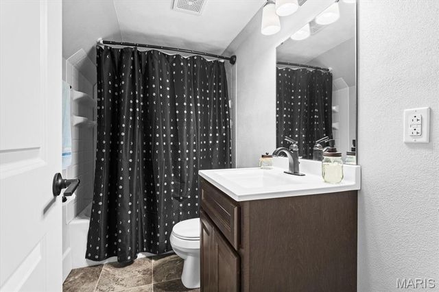 420 S Walnut Street, Trenton, IL 62293