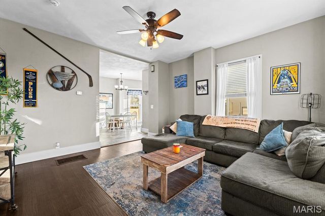 420 S Walnut Street, Trenton, IL 62293