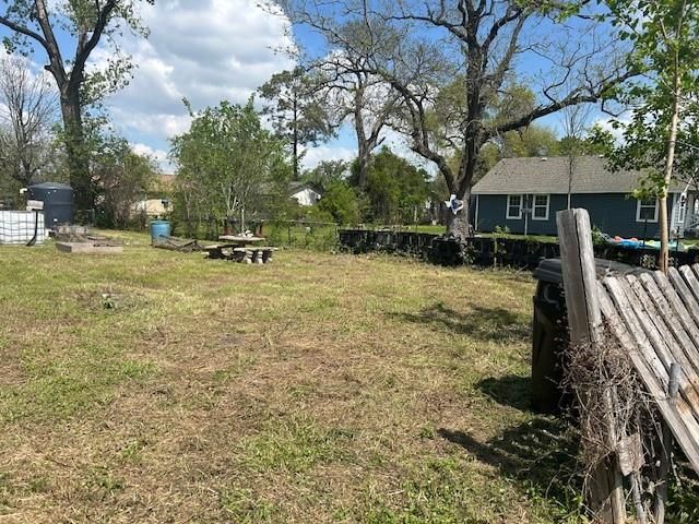 3707 Brill Street, Houston, TX 77026