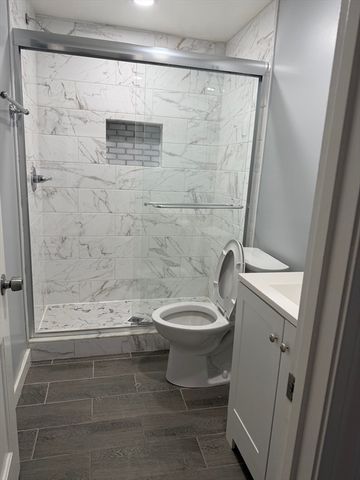 4 Benjamin Rd, Worcester, MA 01602