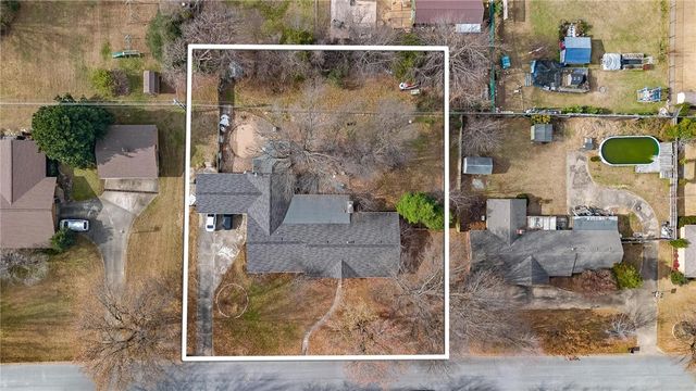 1106 Ranch Drive, Springdale, AR 72762