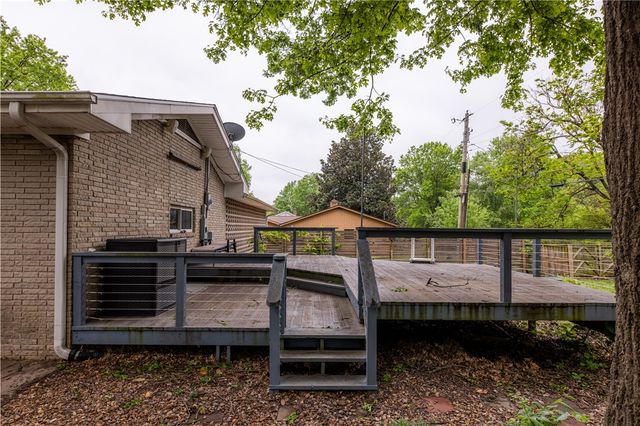 1106 Ranch Drive, Springdale, AR 72762