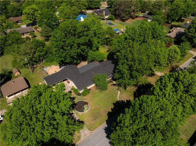 1106 Ranch Drive, Springdale, AR 72762