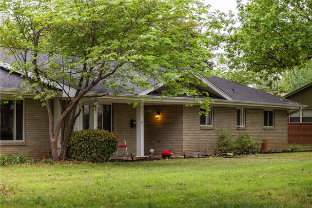 1106 Ranch Drive, Springdale, AR 72762