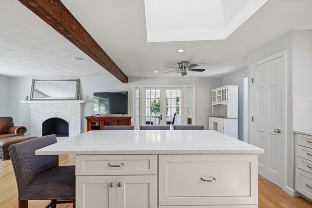 17 Eric Ln, North Attleboro, MA 02760