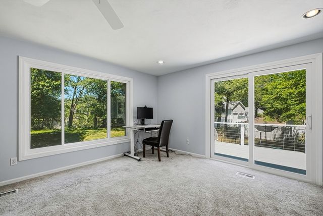 17 Eric Ln, North Attleboro, MA 02760