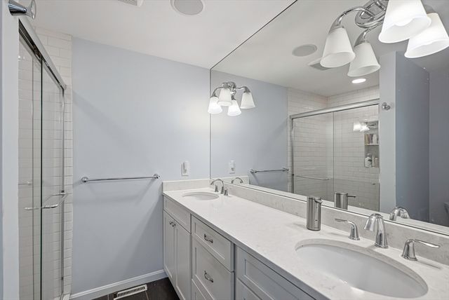 17 Eric Ln, North Attleboro, MA 02760