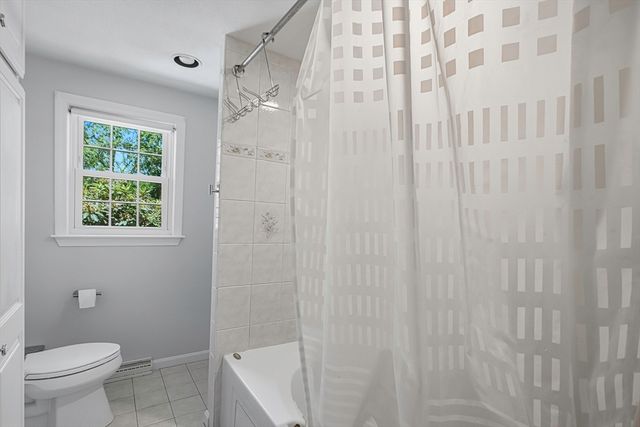 17 Eric Ln, North Attleboro, MA 02760