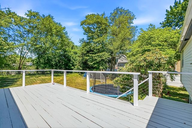 17 Eric Ln, North Attleboro, MA 02760