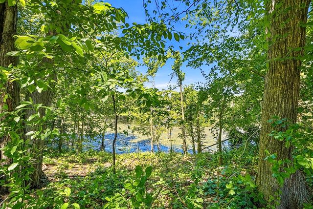 17 Eric Ln, North Attleboro, MA 02760