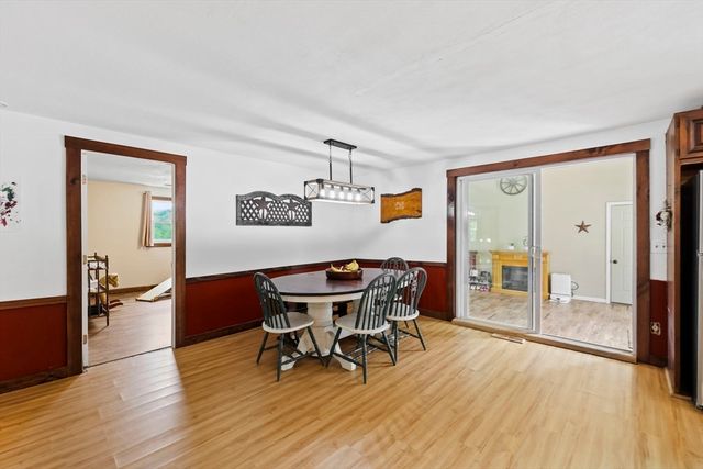 401 N Washington St, Belchertown, MA 01007