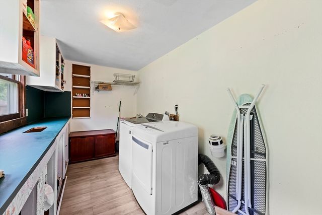 401 N Washington St, Belchertown, MA 01007