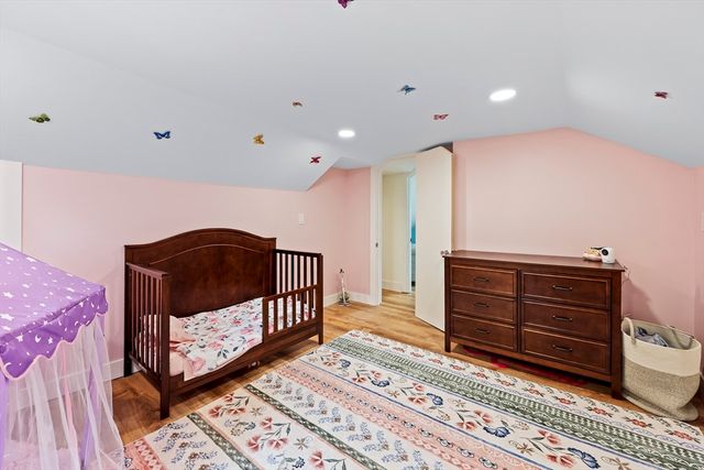 401 N Washington St, Belchertown, MA 01007