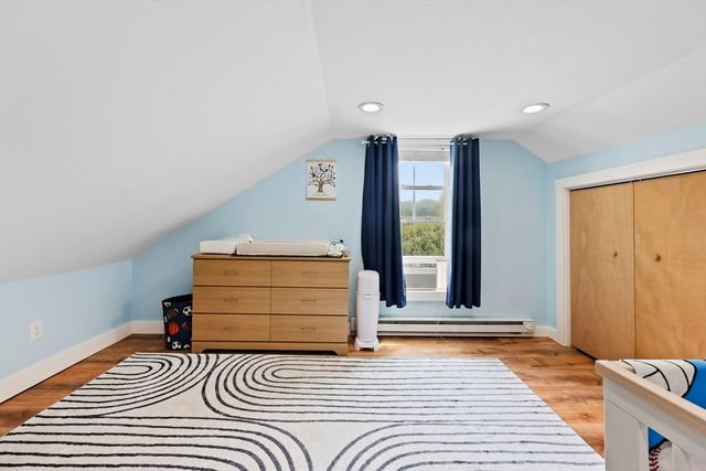 401 N Washington St, Belchertown, MA 01007