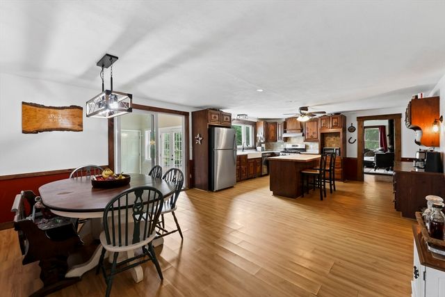 401 N Washington St, Belchertown, MA 01007